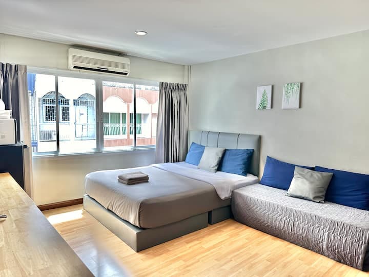 Listing 1 in Khulna, Bangladesh
